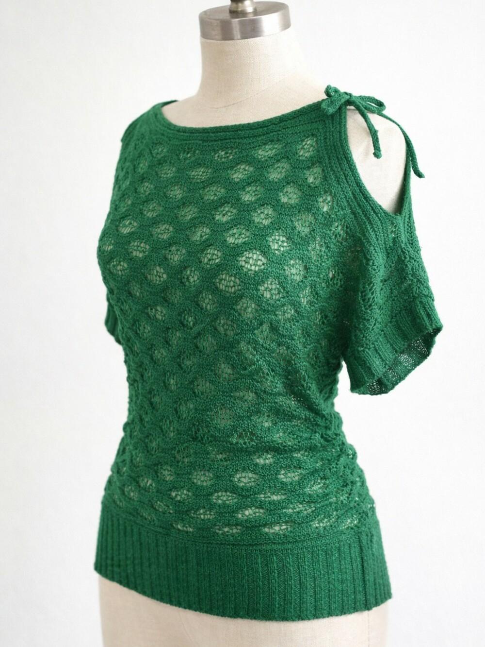 Vintage 90s Y2K Crochet Knit Sweater | Peekaboo Cold Shoulder Boatneck | MEDIUM
